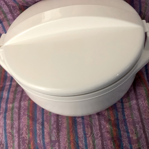 Warming pot. Keeps good and warm - Picture 1 of 5